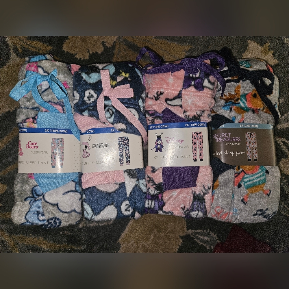 Secret Treasures Disney Floral Sleepwear Pants